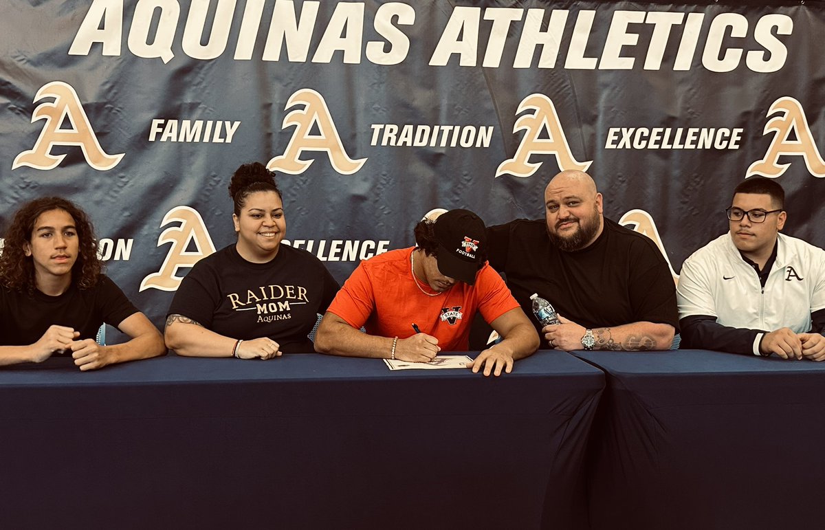 Devin Pein tweet media