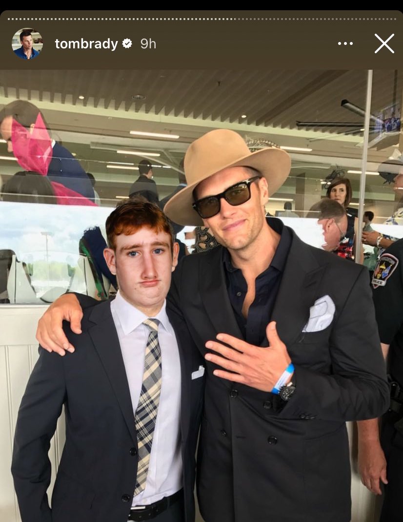 greg tweet media