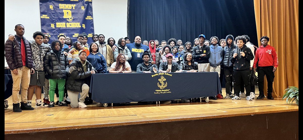 CoachCarr52's tweet photo. Proud coach moment! Ken'ron Davis (Saginaw Valley State University) and Corday Clayton (Northwood University) signed their NLI to play football at the next level! Great things are happening at Denby! Go Tars!
#changingthenarrative https://t.co/XKzQIHdHOS
