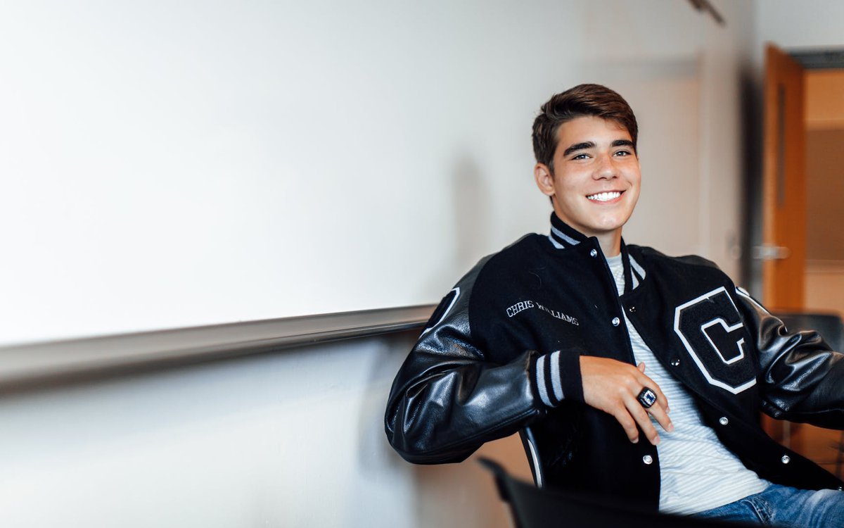 JostensBC's tweet photo. “Nothing you wear is more important than your smile.” 

especially when you're smiling about that jacket with those black genuine leather sleeves *drool* and that drippy ring #lettermanjacket #smile #champrings #shadowcast #leather #jostens #jostensb https://t.co/BI68Y1sDK3