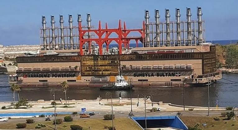 💪 Sufran odiadores de #Cuba: nueva central flotante a la bahía de La Habana y seguimos luchando por más 💡

🔁💬❤️