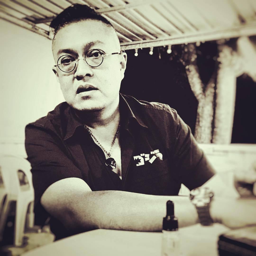 _seanhsn_'s tweet photo. For those who knew this great man, he's no longer with us. 

انالله وانااليه راجيعون 

May Allah bless his soul. May Allah grant him jannah, InsyaAllah.

Nik Nazry Mohd Nawi @ Tokey

Forever never be forgottenNNMN ❤️

I love you brother #nnmn https://t.co/6ivpJ7w5cy