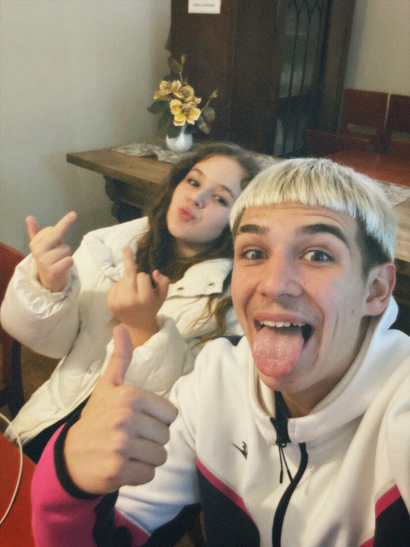 forever girl 💞.         <a href="/_filipacardoso_/">lipinha</a>