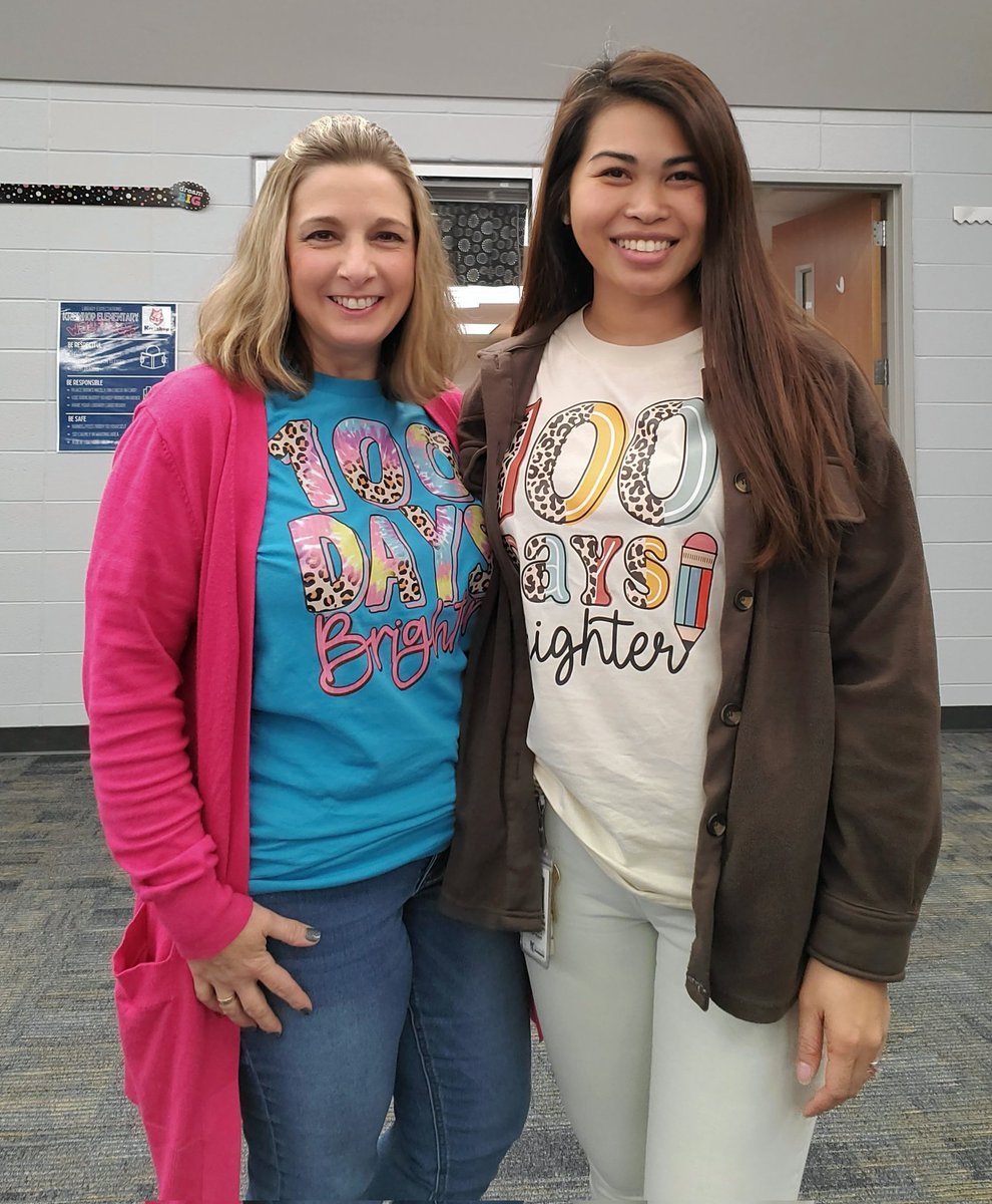 MrsPs_firsties's tweet photo. Happy 100th day of school! We're 100 days brighter! 🌞 @KreinhopLibrary @KreinhopKISD https://t.co/gFi75wRFcT