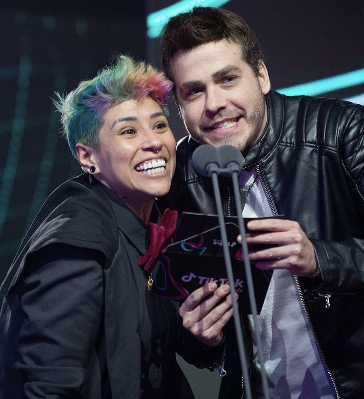 TikTokComms's tweet photo. Last night, @TikTokLatAM celebrated the second TikTok Awards in LATAM to honor our diverse community! Here's to our creators across LATAM who entertain, inspire, and bring joy to so many people in this part of the world and beyond 🙌 https://t.co/fTS11n56FW