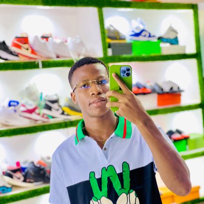 Job_Agbehadji's tweet photo. #NouvellePhotoDeProfil https://t.co/30rVlQg6k9
