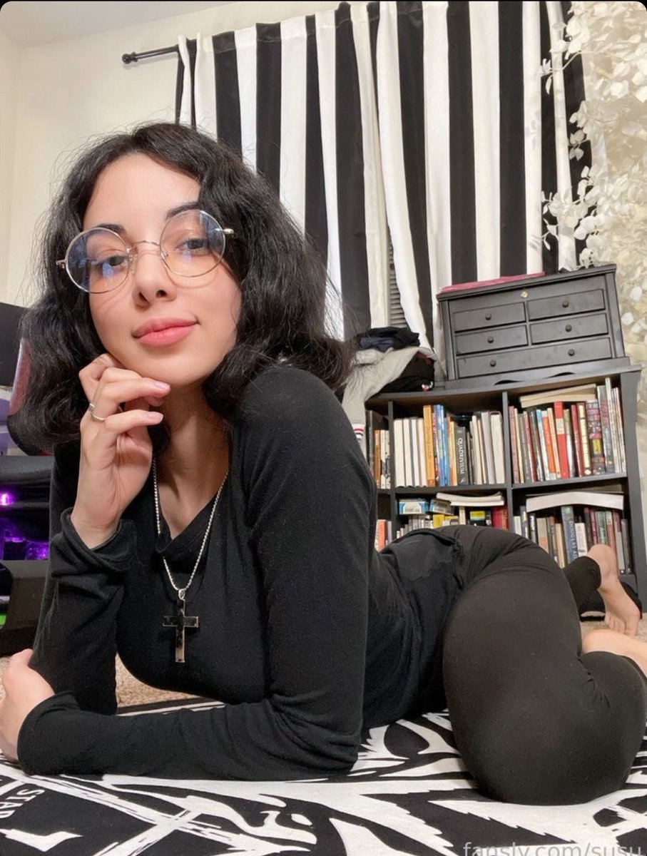 SwimsuitSuccubus sssuccubus Twitter Profile Sotwe