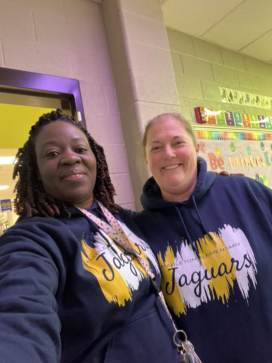 abbytriple's tweet photo. And just like that it’s a wrap, we’ve successfully completed the first month of the year! January was full of lots of memories but, the most unforgettable one was our bucket filling experience. Kindness prevails in every situation.#utimatelearningexperience @mabletones https://t.co/CZWeHw2PTW