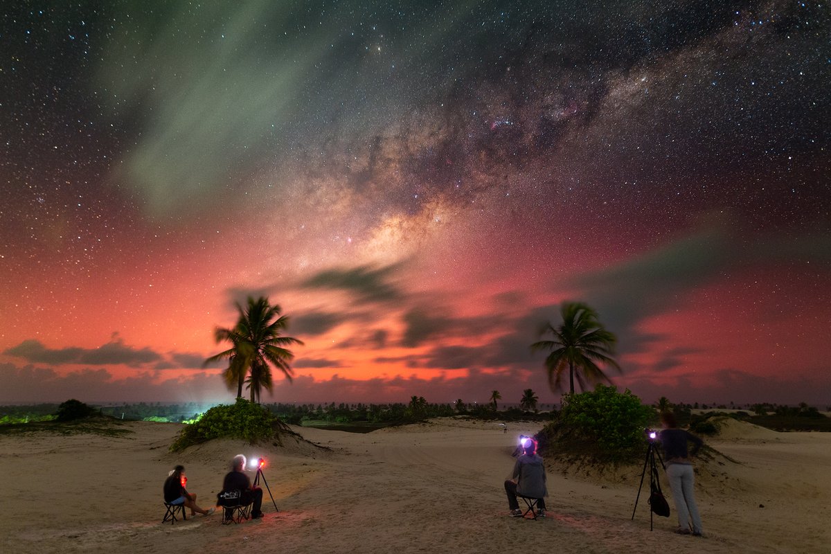 Incredible twilight in Mangue Seco/Brazil.
#victorlimaphoto #astronomy #Astrophotography #mangueseco #canonbr