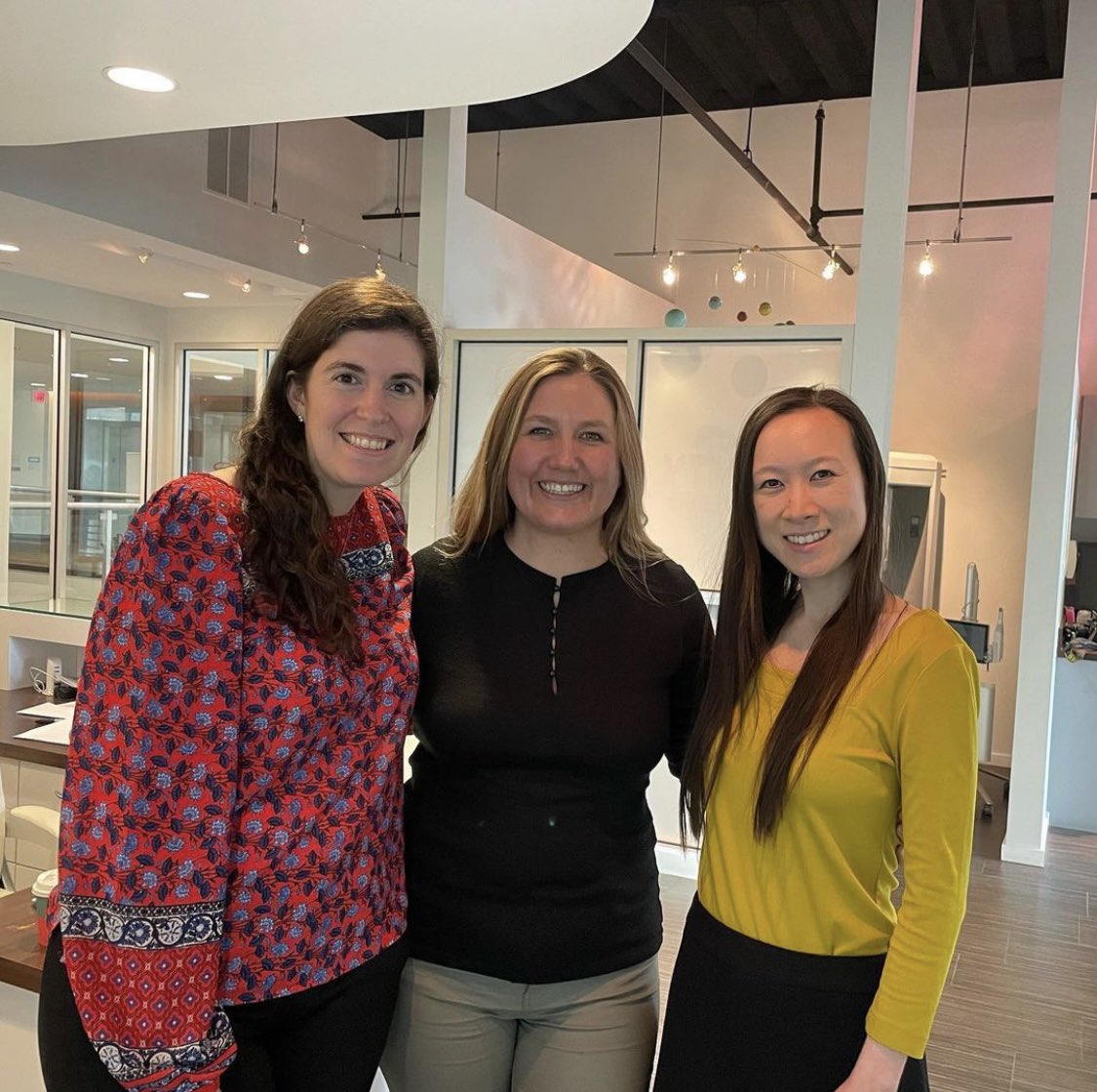 Penn_ENT's tweet photo. It’s #WomenInMedicineWednesday! Pictured are a couple #WomenInMedicine, Drs. Julianna Rodin and Yi Cai, who spent time learning from the orthodontic practice of Dr. Marianna Evans! Dr. Evans is an Adjunct Professor at @PennSleepSurg. Together they collaborate to understand OSA! https://t.co/qlkn65Hu72