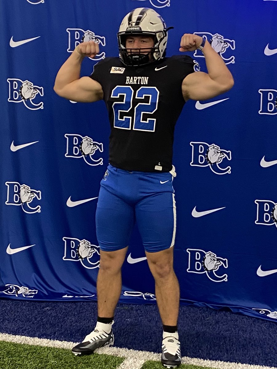 blancobull22's tweet photo. Blessed to receive an offer from Barton💙@FBCoachMariani @hester_chip @BartonAthletics @barton_fb @ApexFBRecruits @CoachMozerka https://t.co/WJgTfuNTIf