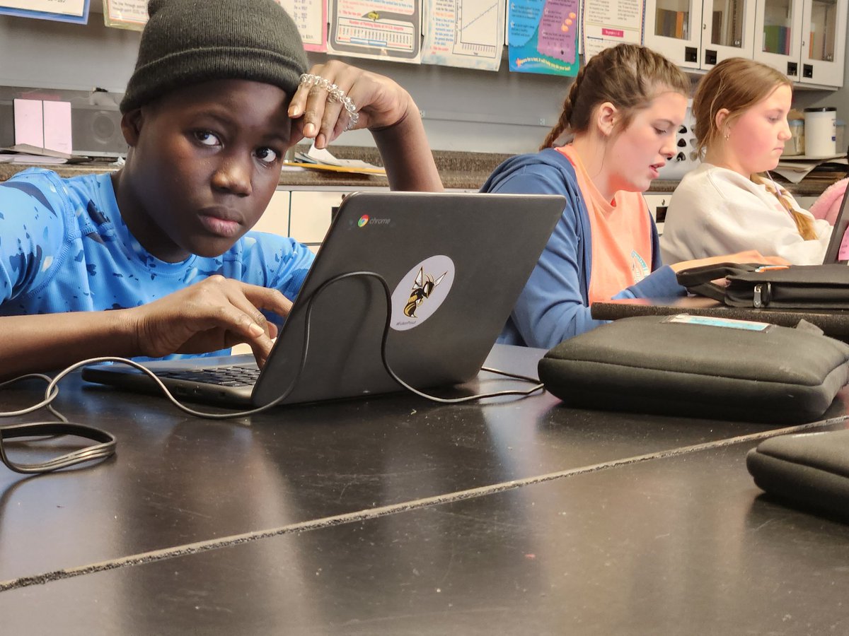 14janbailey's tweet photo. Knowledge Check in Health Class. #fmsteach https://t.co/FybhPdUtad