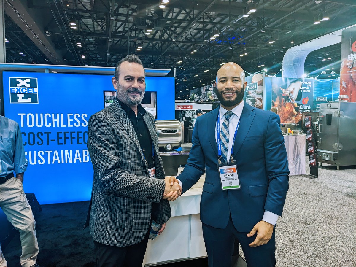 XLERATORHD's tweet photo. We are having a great first day at @TheNAFEMShow in #Orlando! Foodservice manufacturing leaders have been experiencing the power of effective #handdrying with our #XLERATORs at booth 647. Stop by our booth by February 3rd to try them yourselves! #NAFEM23 https://t.co/SR70DUyhau