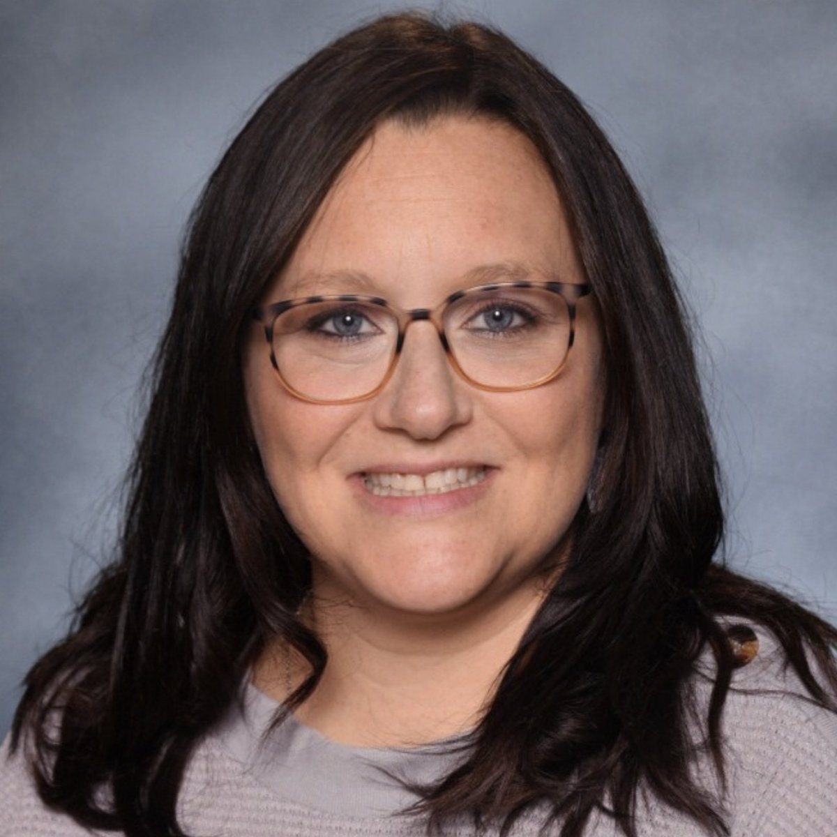 Linc_R3's tweet photo. Melissa Cook, Teacher @WCE_Comets, tells us her #WednesdayWhy is her students! "All my students! Every day I can come to work and know that I am able to make a difference in their lives.
#proud2br3 #RIIICares https://t.co/vxthe41ksa