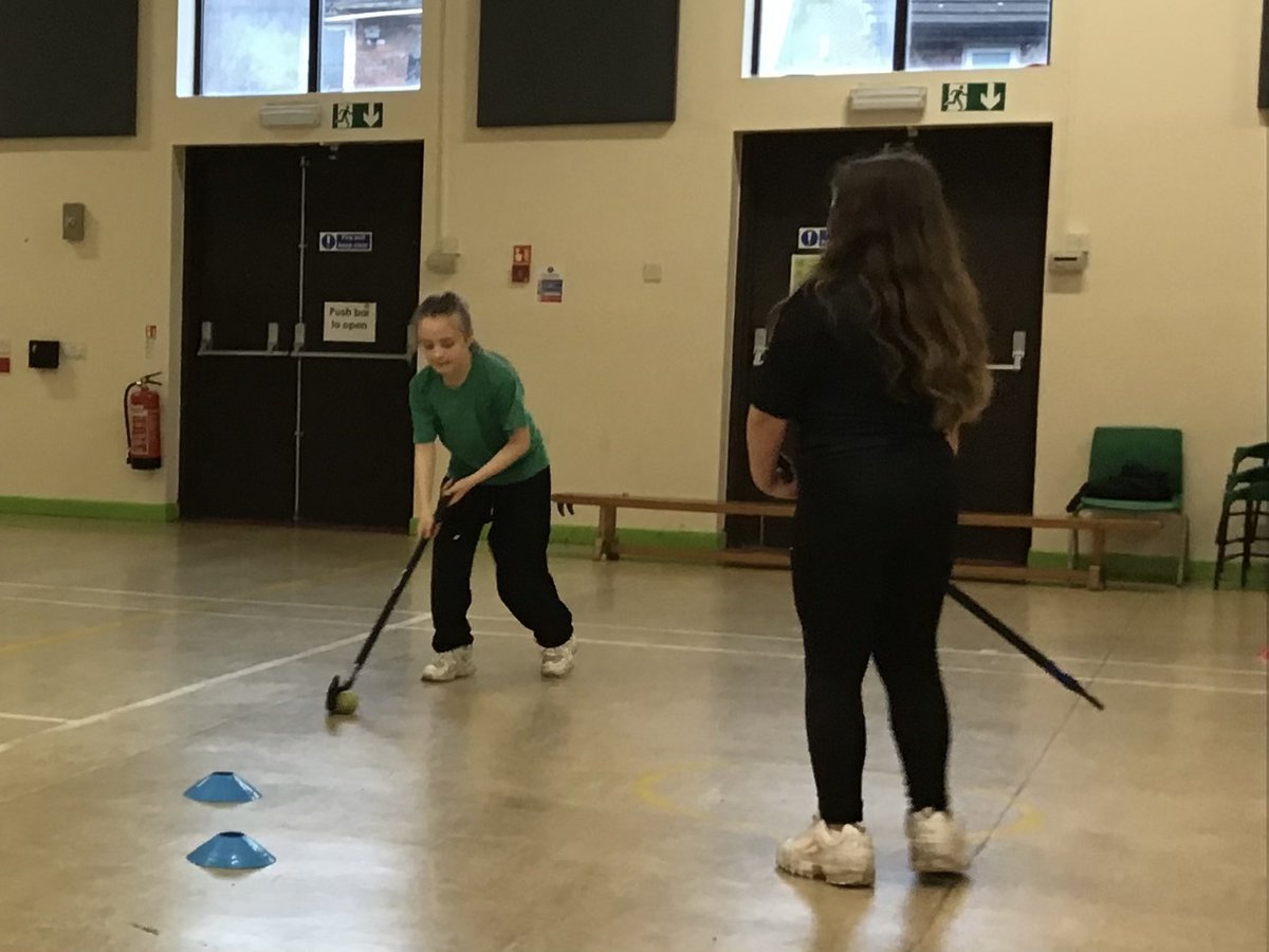LindenRDRowan's tweet photo. @LindenRDRowan developing their hockey skills in @Linden_PE 🏑@LindenRoad https://t.co/zFHPCVLbFG