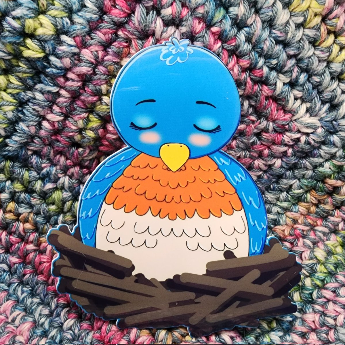 Victsune's tweet image. There are two kinds of people come February: those who are excited about valentine's day and those who are entirely ready for spring. I am both of them. Here's a happy little nesting bird sticker to help get you through until then. #victsune