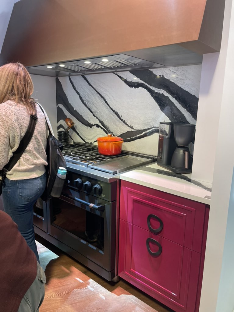 Lisa Gritton tweet media