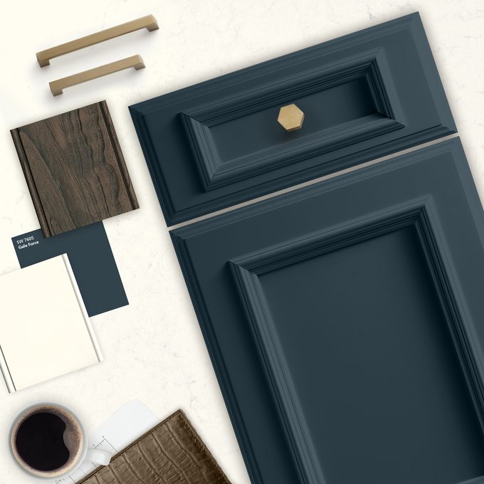 durasupreme's tweet photo. This #moodboard features #DuraSupreme St. Augustine door in the Gale Force #painted finish, paired with the Classic #WhitePaint and #Weathered "B" finish on Cherry, a @SherwinWilliams
 sample of Gale Force paint, and @CaesarstoneUSA
 Frosty Carina.

#SWColorlove #KBIS2023 #KBIS https://t.co/6sQQYNQKlw