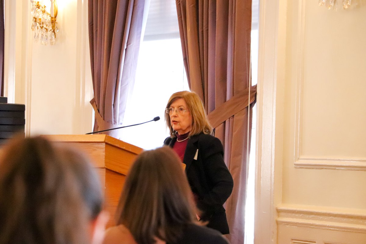 PittSTREAM's tweet photo. If you're not here, you missed a great recap of three BCAR #PilotStudies by Dr. Shirley Hill, Dr. Sean Farris, and @ColditzJB. So excited to see what results these research teams find! #NIDANews #NIDAScience https://t.co/AUQMdvwvKZ