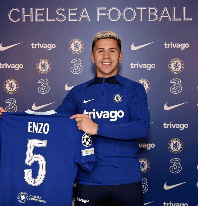 YOH_STUNNER's tweet photo. Enzo Fernandez in the Blue colors for the first time๐ฅถ๐๐
#EnzoDay #FSGOUTNOW #Loudplug #STONER #STUNNER #CannabisCommunity #WeedLovers #Mmemberville #420community #weedsmokers #420Life https://t.co/6Svh1vNeMc