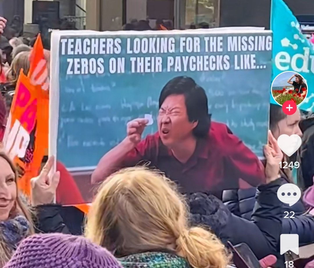 MissLittleTeach's tweet photo. Unreal puns on the picket lines today. Well done team. #teachersstrike https://t.co/6pNVBCOKtC