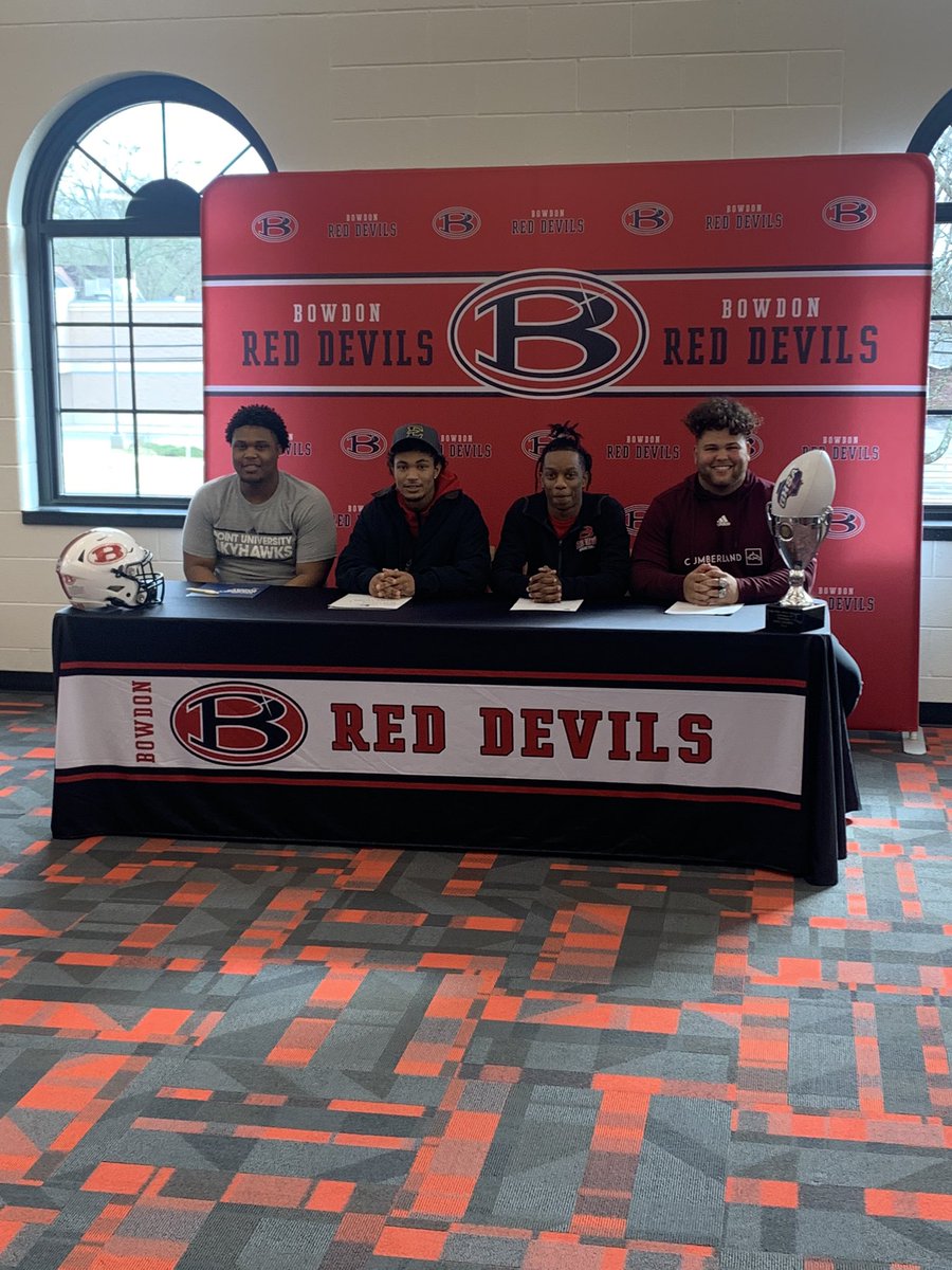 bowdonrecruits's tweet photo. Signing day at Bowdon. 0ne Red Devil @DreamWayTJ is already @Pitt_FB. Today @laquavious15 to @PointFootball @Robertmcqb1 to @ETSUFootball @isaiahlay2 to @RockfordUFB and @AidenNunn1 to @CumberlandFB #forksup @scottkcowart44 @GlenHarding10 @GradickSports https://t.co/iTsukhfUKD