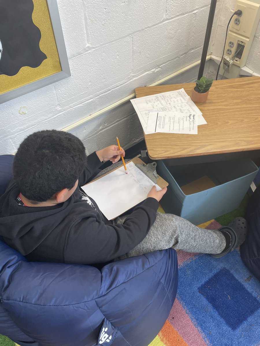 Kate_Kirkland1's tweet photo. Grade 6 students are publishing their persuasive writing.  They have lots of ideas about how to combat climate change and are advocating for their solutions! @MountEagleES @EmilySeman1 https://t.co/tgNycwKK8w