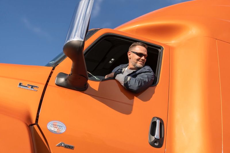 Want more control over the long haul? Here are some International® LT® Series features that may interest you: intuitive controls, enhanced visibility, quiet operation, critical information at your fingertips and dozens of other smart features. Request a demo, let's do this.