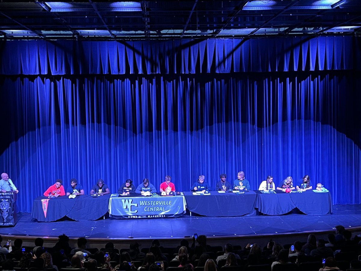 dsayre32's tweet photo. Congrats to our 12 @Warhawks_WCHS Senior Student-Athletes for signing their National letters of Intent to play at the collegiate level! #risetogetherwarhawks @Athletics_WCHS @buba_bangura @realjacobharris @TeamHarrisBoys1 @SummanenElena @EricNickel1 @NCAA @WCHS_Smith https://t.co/NtMOBlDlcj