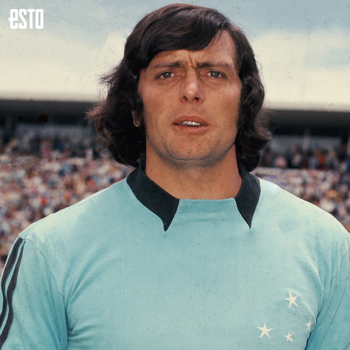 estoenlinea's tweet photo. 👁️ ¿Quién es este jugador? 👁️

Una pista: es el mejor portero de Cruz Azul en la historia 😎🚂

📲 https://t.co/4erib8fiE2 https://t.co/YV15MO5GKc