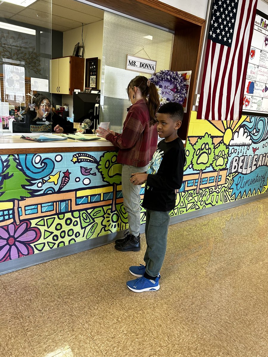 SarahArmie's tweet photo. Belleaire continues to amaze me . Mr Gocke is always present in the halls supporting teachers and ss It’s no surprise as I walked around the school the academy students were collaborating, teaching and learning best practices from the ENTIRE staff! @BellevueSchools #growourown https://t.co/AZx2QeCowS