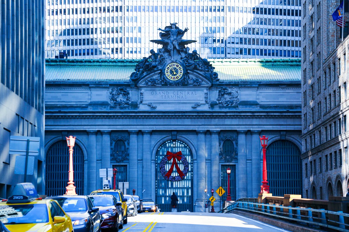 Streets of New York. #ny #photography #city #NewYorkCity #grandcentralstation #urbanstreets