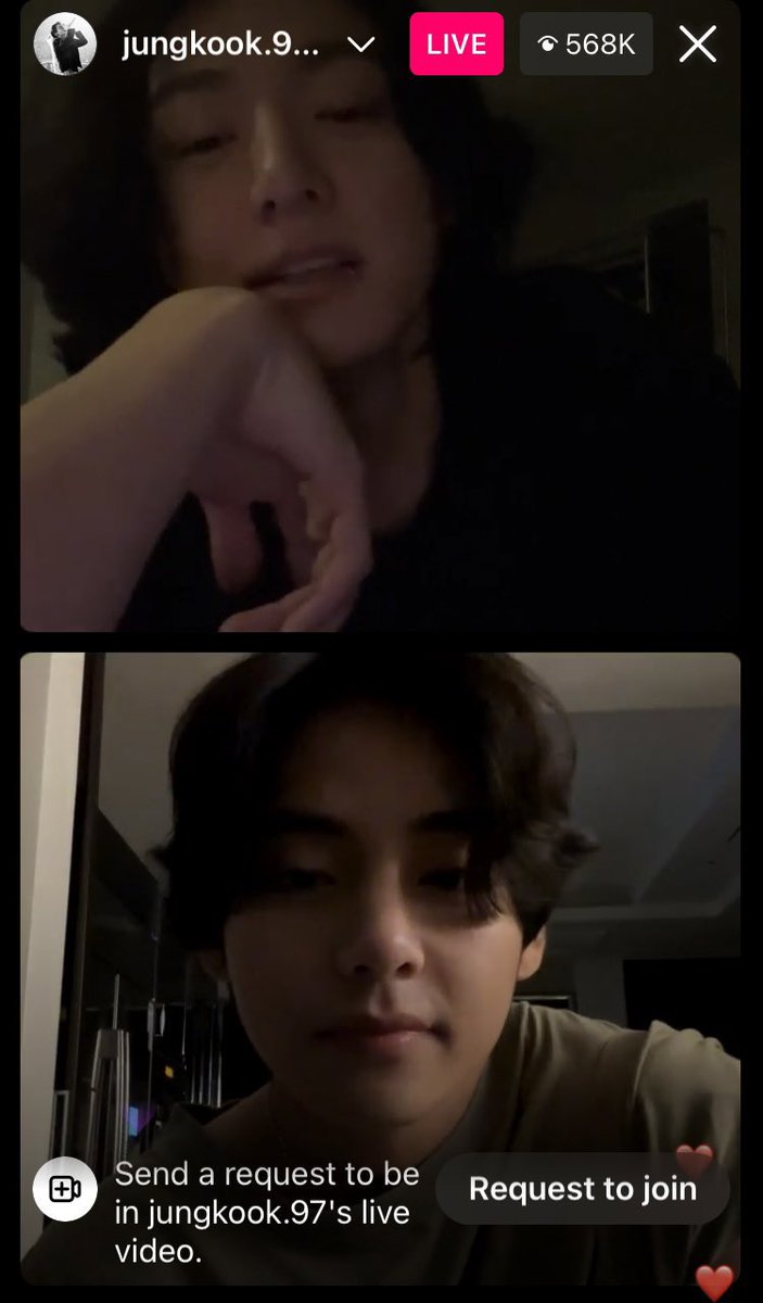 kthhatesbts's tweet photo. Here the leeching attention seeker goes taehyung saw jungkook get attention so he made him waste almost 1 hour of his time just to be on the live for 10 mins and leave and he knows armys havent seen jungkook in forever but he had to make it about himself #outv #freejungkook https://t.co/qV8fTjFhje
