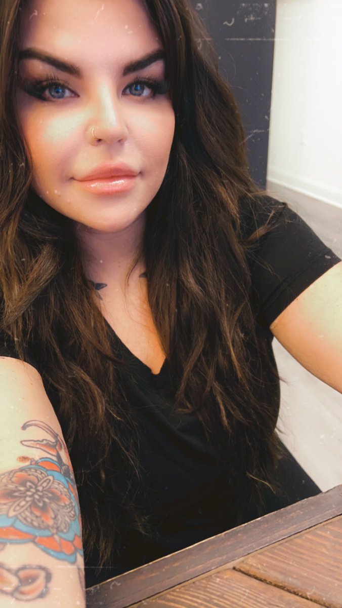 kittybbtootsies's tweet photo. Pay me, loser. #cuck #bdsm #femdom #findom #findomdrains #findommegoddess #findompay #finsimp #humanatm #humanwallet #moneypig #paypig #paypigslave #findomworship #spoonspig https://t.co/mdf7b2fFtx