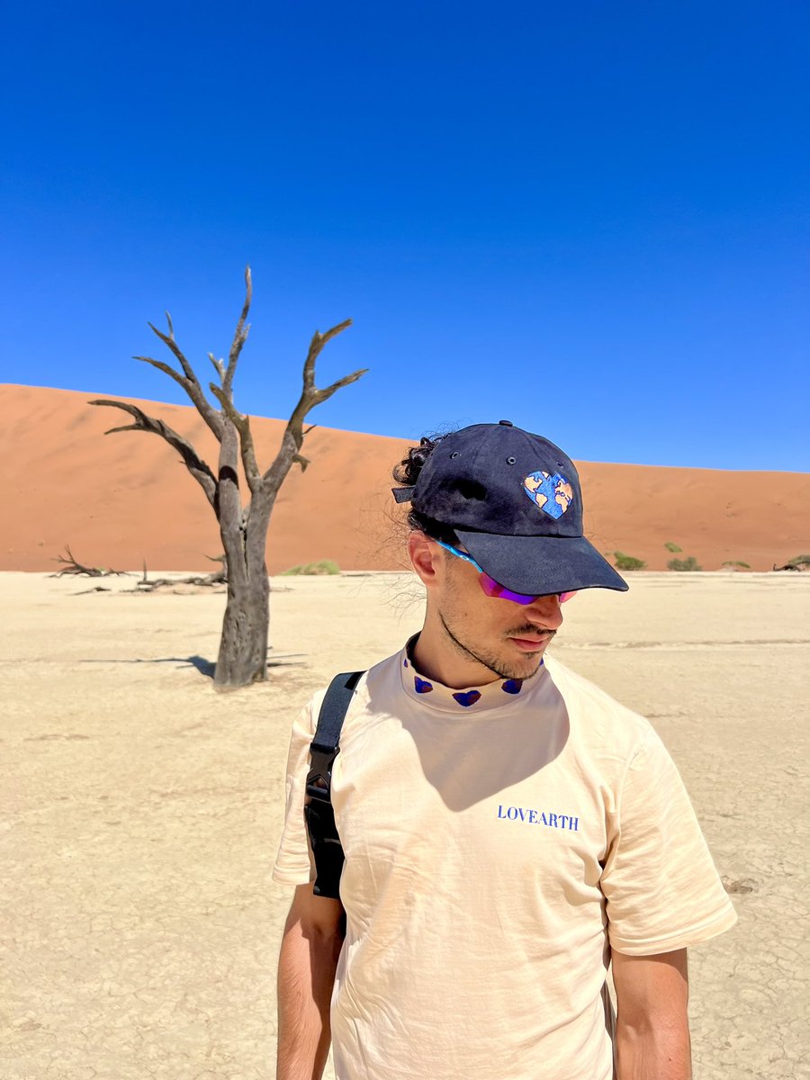 MikeMetois's tweet photo. @Grimkujow_ fabriqué au Portugal, coton 100% bio, grammage élevé, design moi-même,
@lovearth_clothing sur insta https://t.co/jlm0zsFpMX