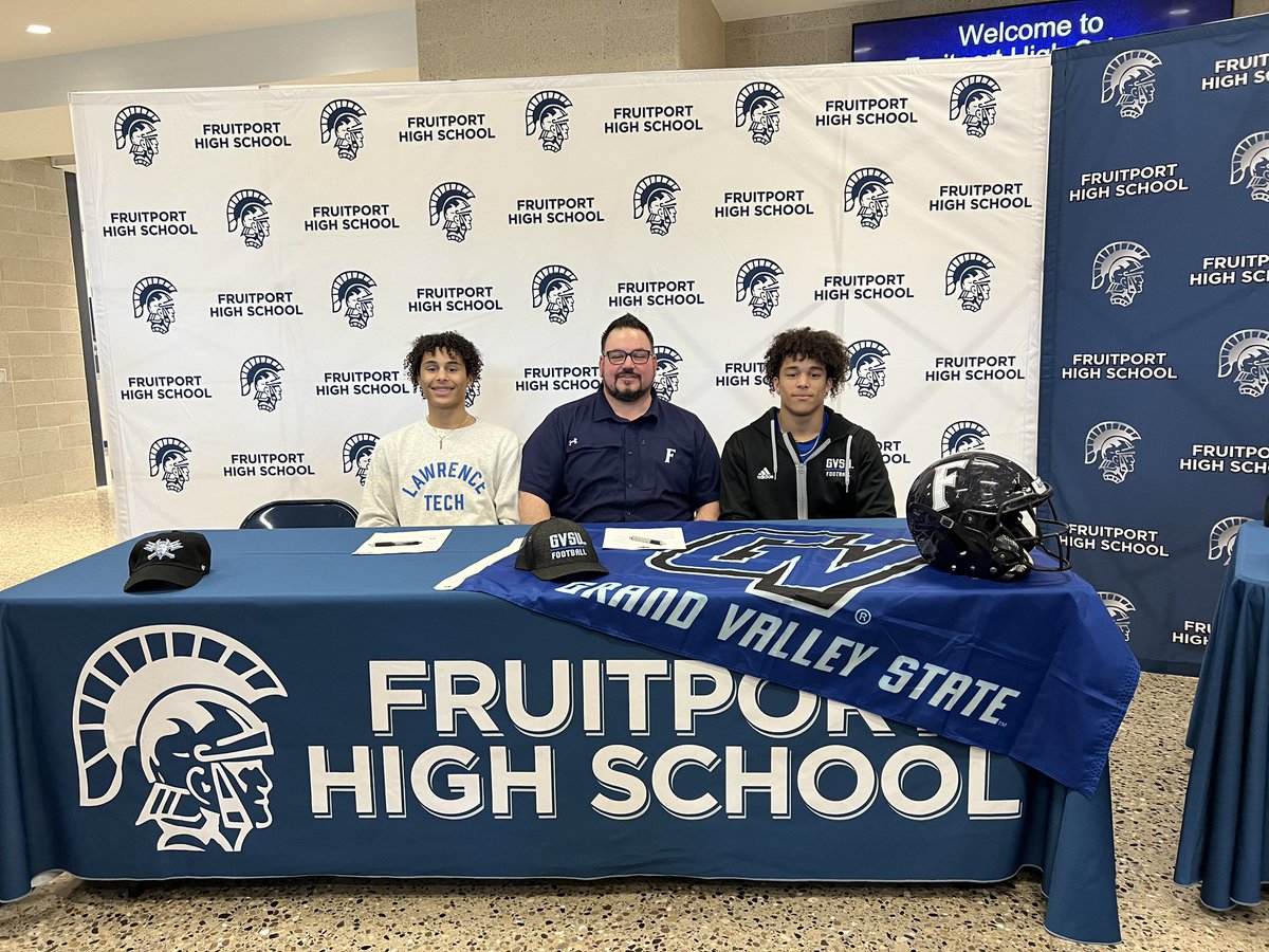 FOX17Blitz's tweet photo. Paschal and Collin Jolman from Fruitport have signed their National Letters of Intent. Paschal to GVSU and Collin Lawrence Tech https://t.co/sEBNJt42w0