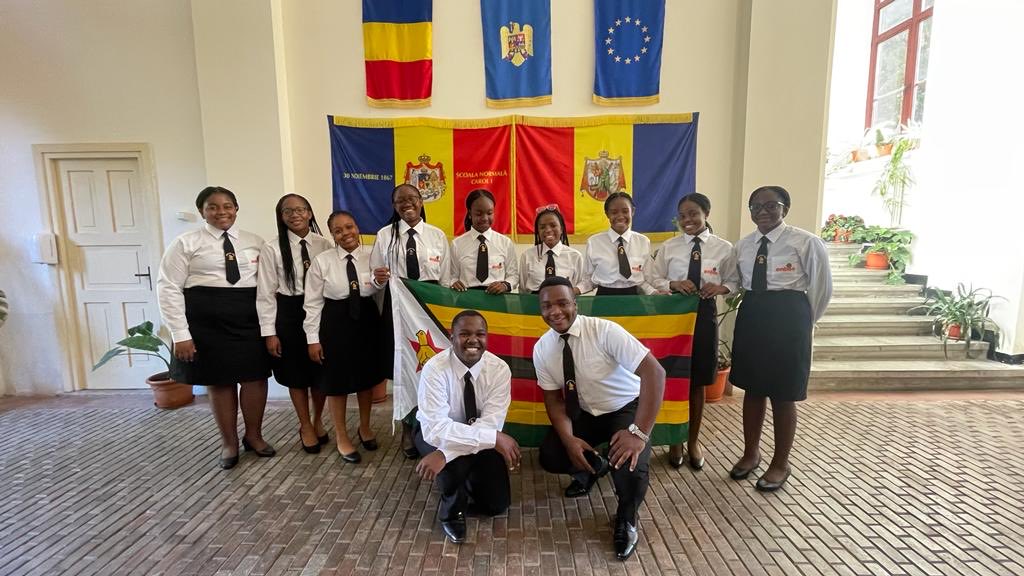 MootZimbabwe's tweet photo. Additionally, moot court competitions allow students to develop an understanding of local and international court systems and gain insight into the practice of litigation. https://t.co/hkhJvUEdti