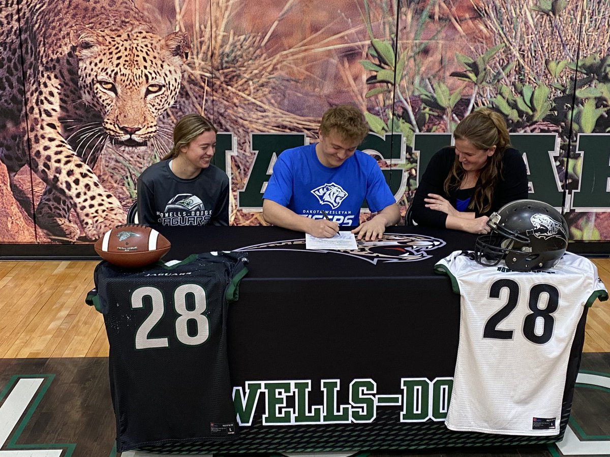 Michael Speirs (@mrspeirsmath) on Twitter photo Congratulations to Jestin Bayer on signing with <a href="/dwtigerfootball/">DWU Football</a> <a href="/HDJaguars/">Howells Dodge</a> football is proud of you! @TheCoachFoster @CoachCimpl #bleedblue Congratulations to Jestin Bayer on signing with <a href="/dwtigerfootball/">DWU Football</a> <a href="/HDJaguars/">Howells Dodge</a> football is proud of you! @TheCoachFoster @CoachCimpl #bleedblue