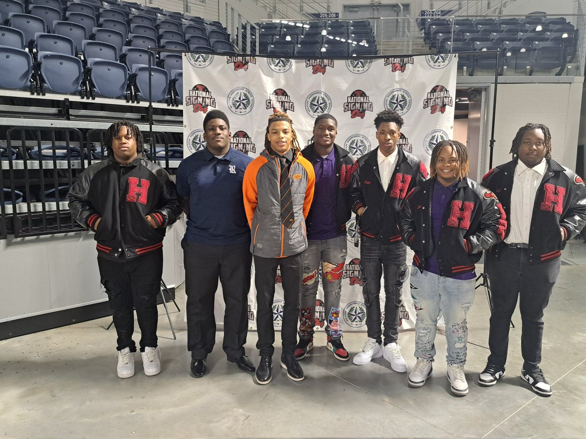 FurrHSAthletics (@furrathletics) on Twitter photo We are proud of our guys that are moving on to play College Football. <a href="/OnlyCHeard/">Camron Heard</a> <a href="/trevionEBK/">trevion talley</a> <a href="/Jayrobjr5/">Johnny “TANK” Robinson</a> <a href="/ClarkOnTheField/">Christopher #99💪🏾</a> <a href="/adgocrazyyy/">AIDEN “AD” AMES</a> <a href="/ko95__/">6:13 / 8:3 💔</a> <a href="/DPrice51_/">Decarveonta “Tae” 🅿️rice 🔜🔛🔝</a> <a href="/HISDAthletics/">Houston ISD Athletics & UIL Academics</a> <a href="/FurrHS/">Furr High School</a> <a href="/EdleaderMoran/">Tammie Moran</a> #BRAHMANPRIDE We are proud of our guys that are moving on to play College Football. <a href="/OnlyCHeard/">Camron Heard</a> <a href="/trevionEBK/">trevion talley</a> <a href="/Jayrobjr5/">Johnny “TANK” Robinson</a> <a href="/ClarkOnTheField/">Christopher #99💪🏾</a> <a href="/adgocrazyyy/">AIDEN “AD” AMES</a> <a href="/ko95__/">6:13 / 8:3 💔</a> <a href="/DPrice51_/">Decarveonta “Tae” 🅿️rice 🔜🔛🔝</a> <a href="/HISDAthletics/">Houston ISD Athletics & UIL Academics</a> <a href="/FurrHS/">Furr High School</a> <a href="/EdleaderMoran/">Tammie Moran</a> #BRAHMANPRIDE