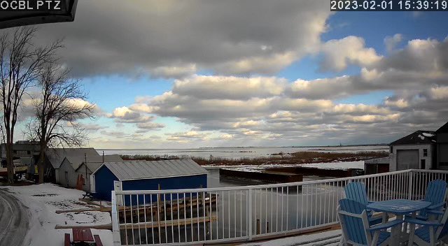 oldcutlivery's tweet photo. Some much needed sunshine despite those frigid temps today at the Old Cut. #norfolkcounty #oldcutboatlivery #oldcut https://t.co/KzYRUMsuBN