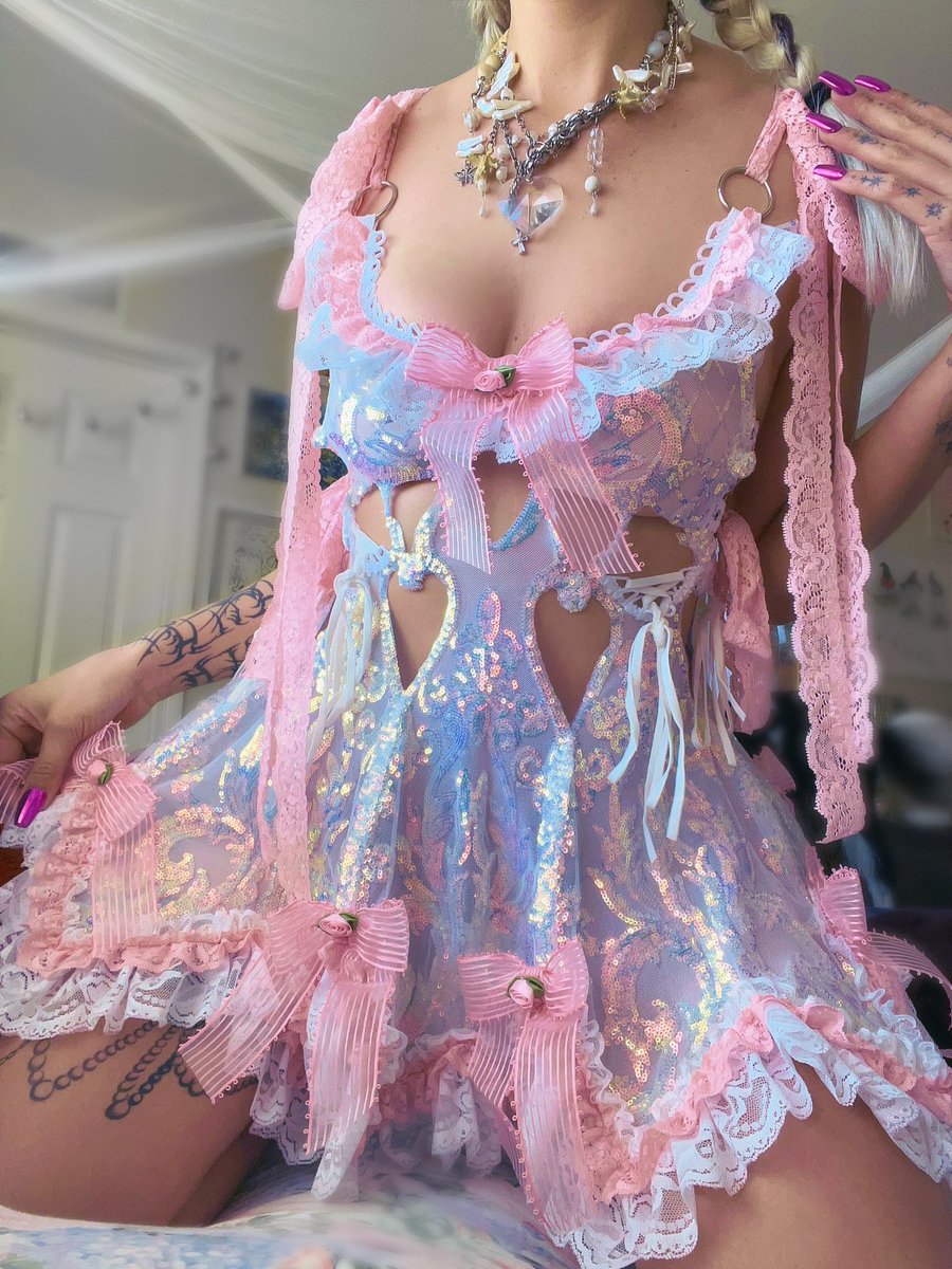 discolem's tweet photo. 🎀 https://t.co/SovG8XVby7