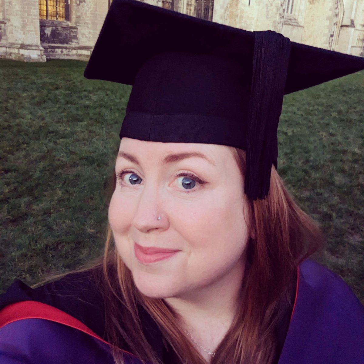 #hellomynameisCarrie tweet media