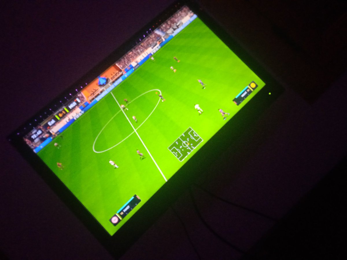 Viendo a mí barça mientras juego al FIFA🙃