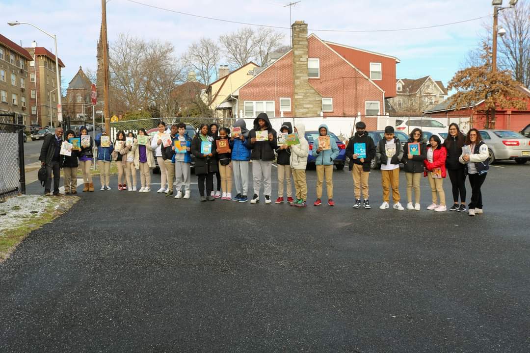 ops_district's tweet photo. February 1 is World Read Aloud Day, celebrated on the first Wednesday in February. This global effort was observed in Orange with Grade 7 students from Rosa Parks Community School visiting John Robert Lewis Early Childhood Center and reading to our young scholars. #GoodtoGreat https://t.co/tOBwLrkshy