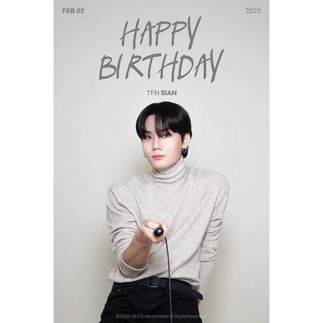 BHS_PCY's tweet photo. HAPPY SIAN DAY ♥️
Aunq en México faltan horas 🫶
POST ORIGINAL:
https://t.co/MhKLPN7oXi
#SIAN #TFN #T1419 #HAPPYSIANDAY #SIANDAY #HAPPYBIRTHDAYSIAN https://t.co/pHtLb7qUIP