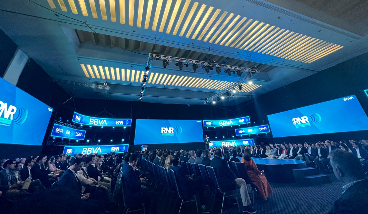 Gran evento el de la #DirecciondeBancaDeEmpresasyGobierno de <a href="/BBVA_Mex/">BBVA México</a> #RNR hablando de estrategia y resultados del primer trimestre 2023