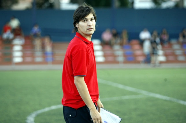🔝 Este entrenador es el exponente de una revolución y cambio del fútbol en Socuéllamos. En cuatro años llevó al <a href="/YugoUDS/">Yugo UD Socuéllamos</a> de Primera Preferente a jugar los play offs a SEGUNDA DIVISIÓN con apenas 30 años

⚽️Una trayectoria espectacular digna de admiración, <a href="/garciacosin83/">Angel García Cosín</a> 👏
