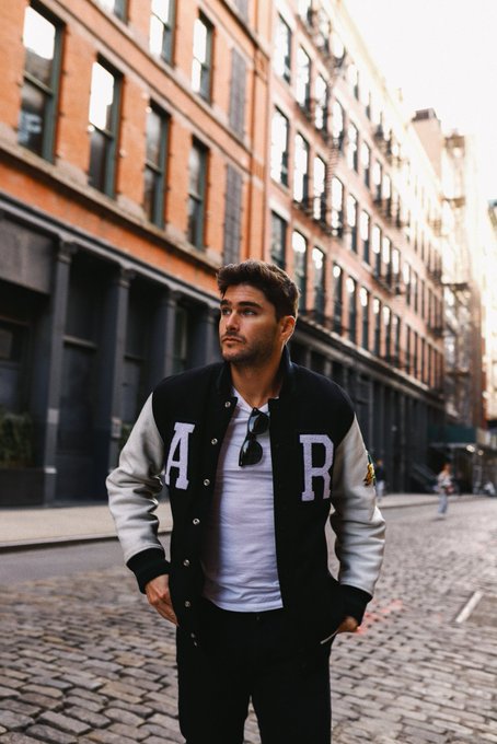 NYC vibes! https://t.co/p42aPc6gsJ<a href="/tag/newera"class="tags"><span>#newera</span></a>