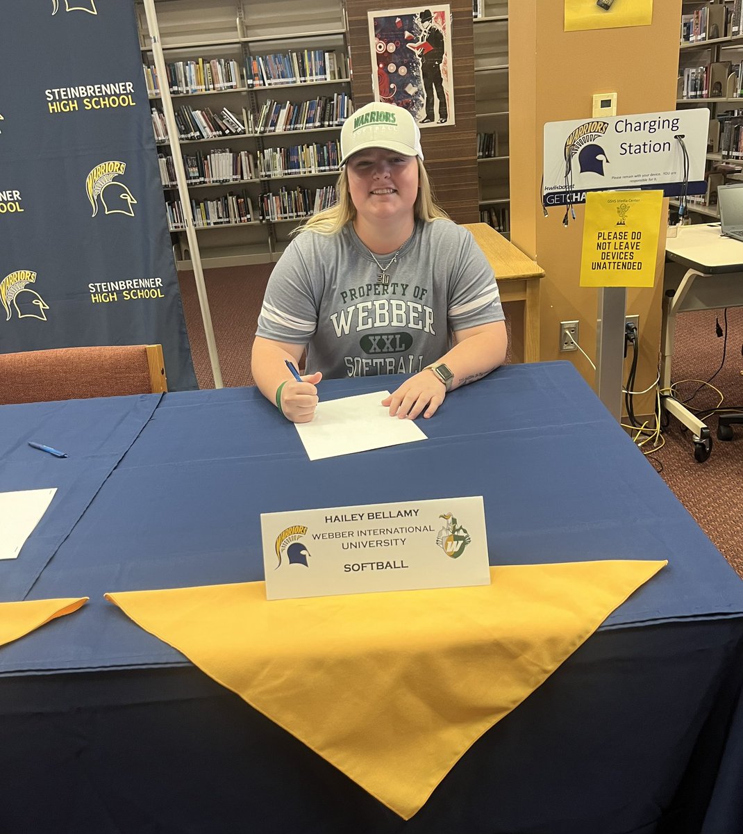 gshs_softball's tweet photo. Congrats to Hailey Bellamy for signing with Webber International today!! Go Warriors!! @gshswarriors @GSHSWSN @SteinbrennerC @SteinbrennerPTA @BMFastpitch @Biggamebobby https://t.co/ymS7EA7QhY