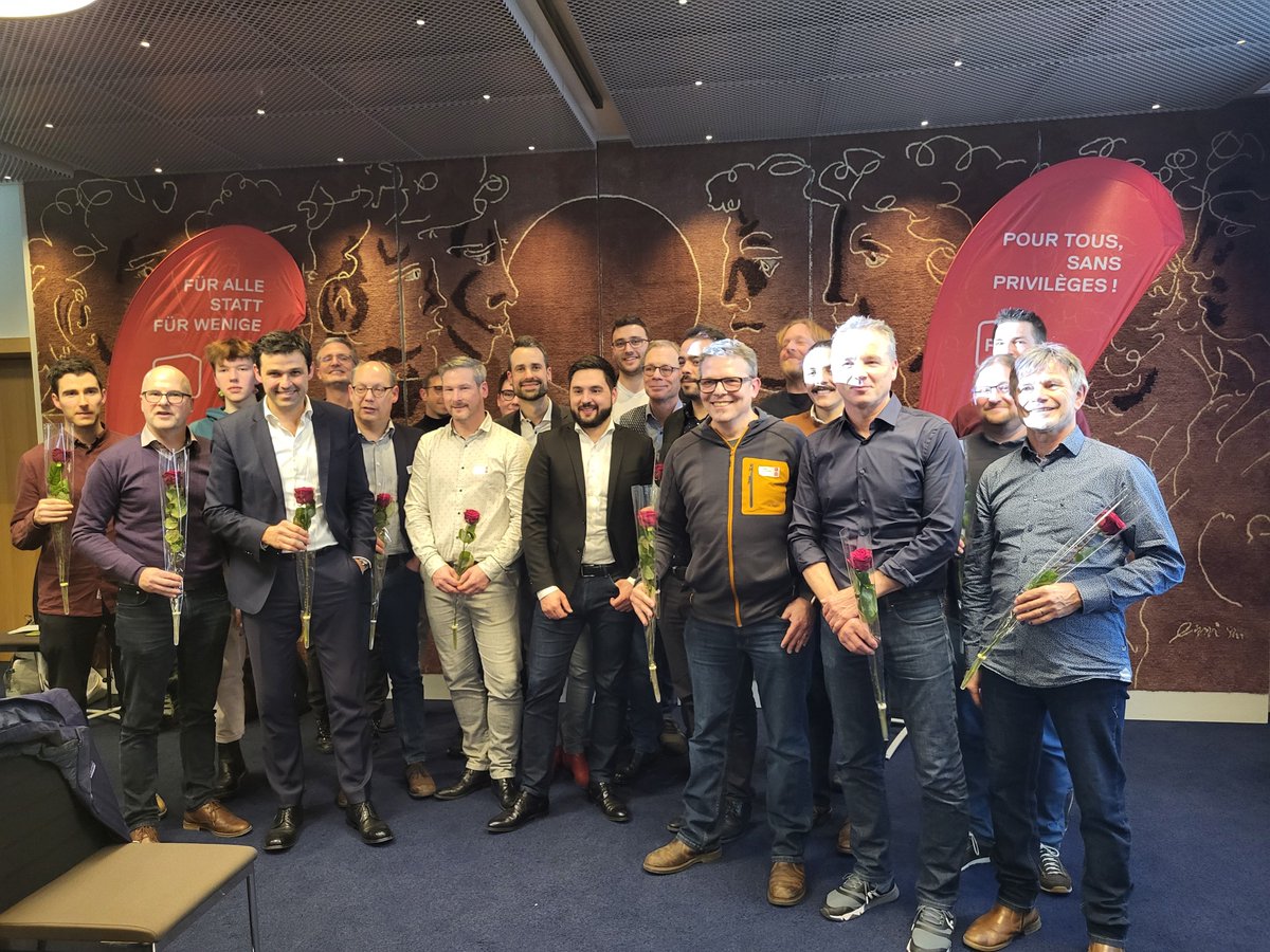 Die SP Kanton Bern steigt mit 48 starken  Kandidierenden in die Nationalratswahlen 2023. Spannend wird sein, wer von den Neuen den Sprung in den Nationalrat schafft und die beiden Sitze von Adrian Wüthrich und Corrado Pardini zurückholt. 

MM: bit.ly/40nT1UQ

#WahlCH23